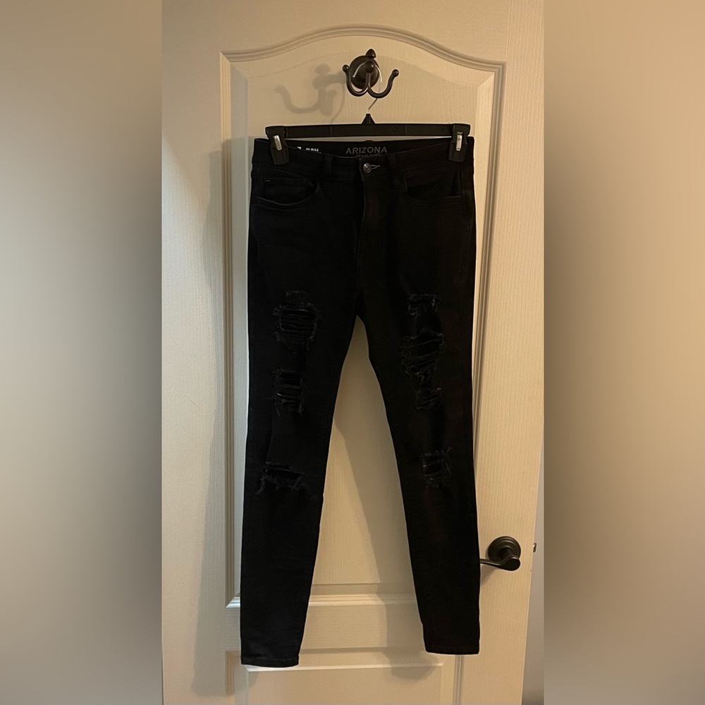 cute ripped black jeans